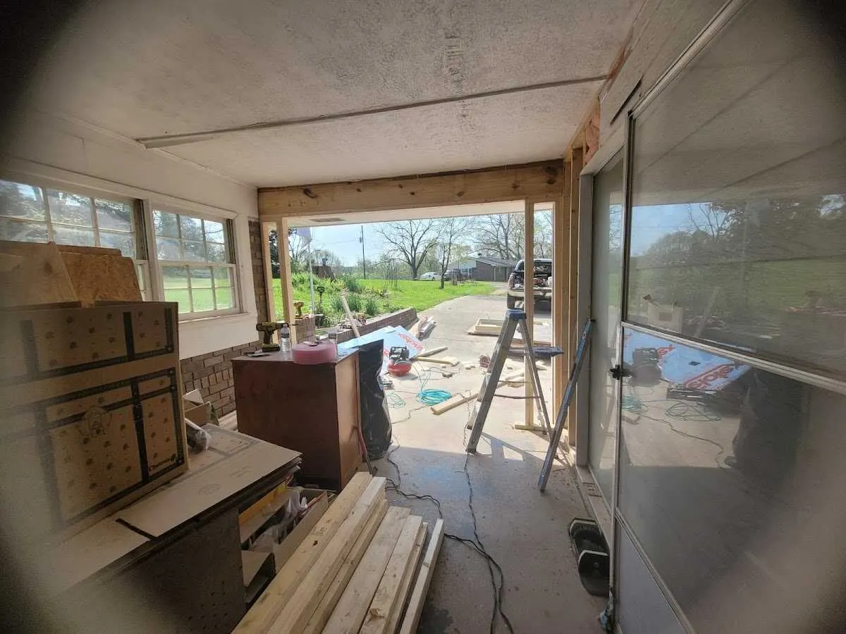 Air movers and dehumidifier for Drying & Dehumidification in Salem